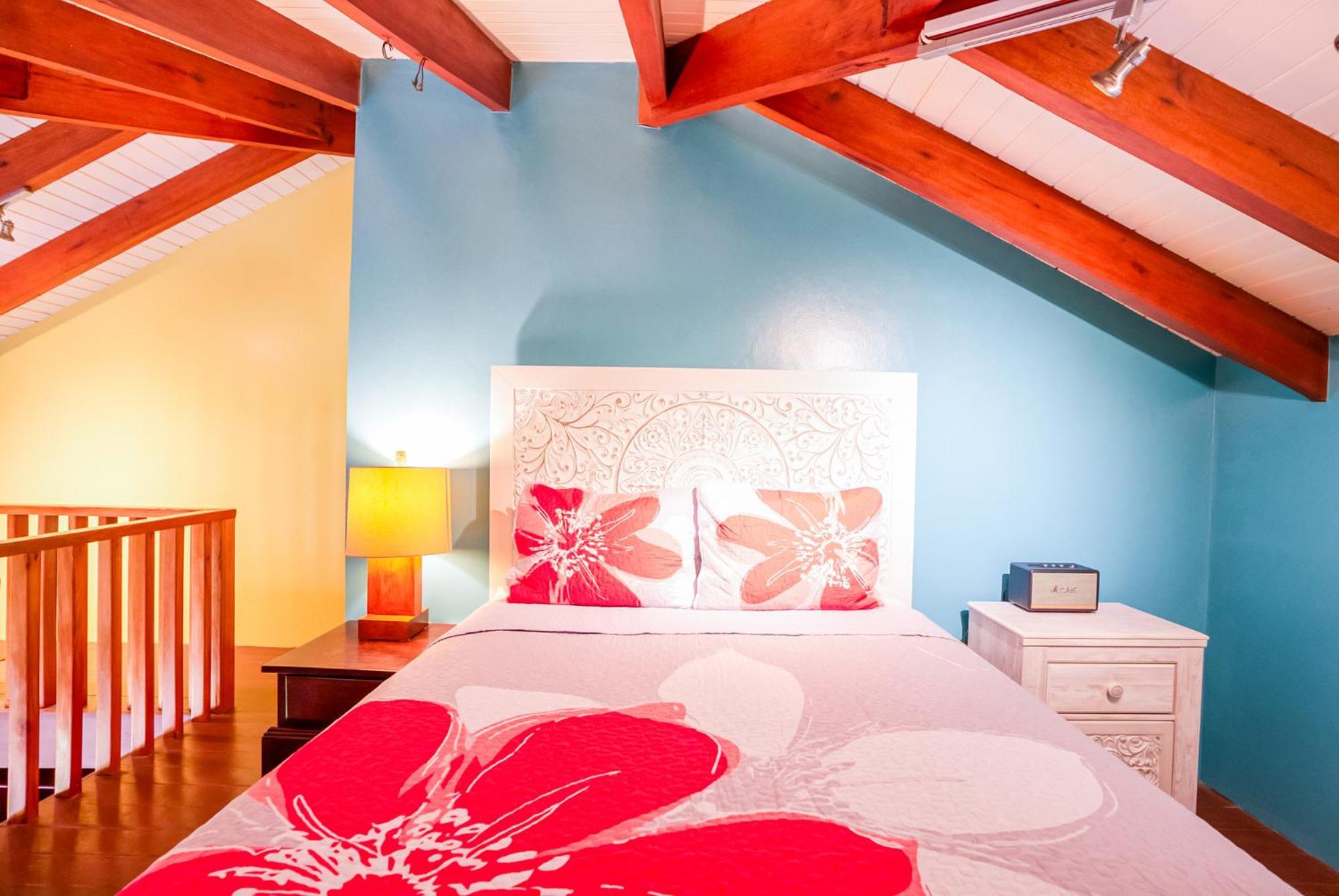 The Villas At Cocoplum Placencia Экстерьер фото