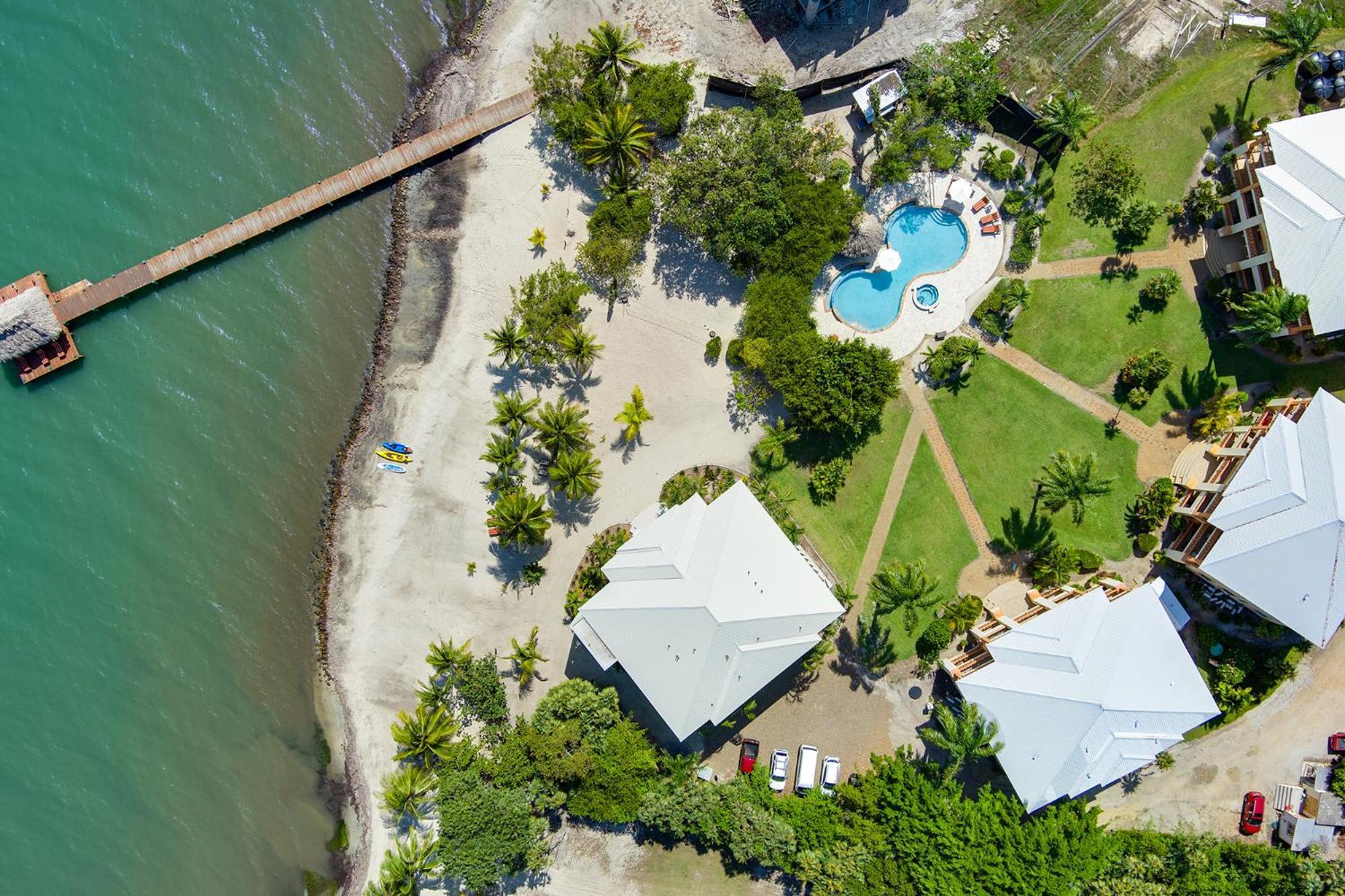 The Villas At Cocoplum Placencia Экстерьер фото